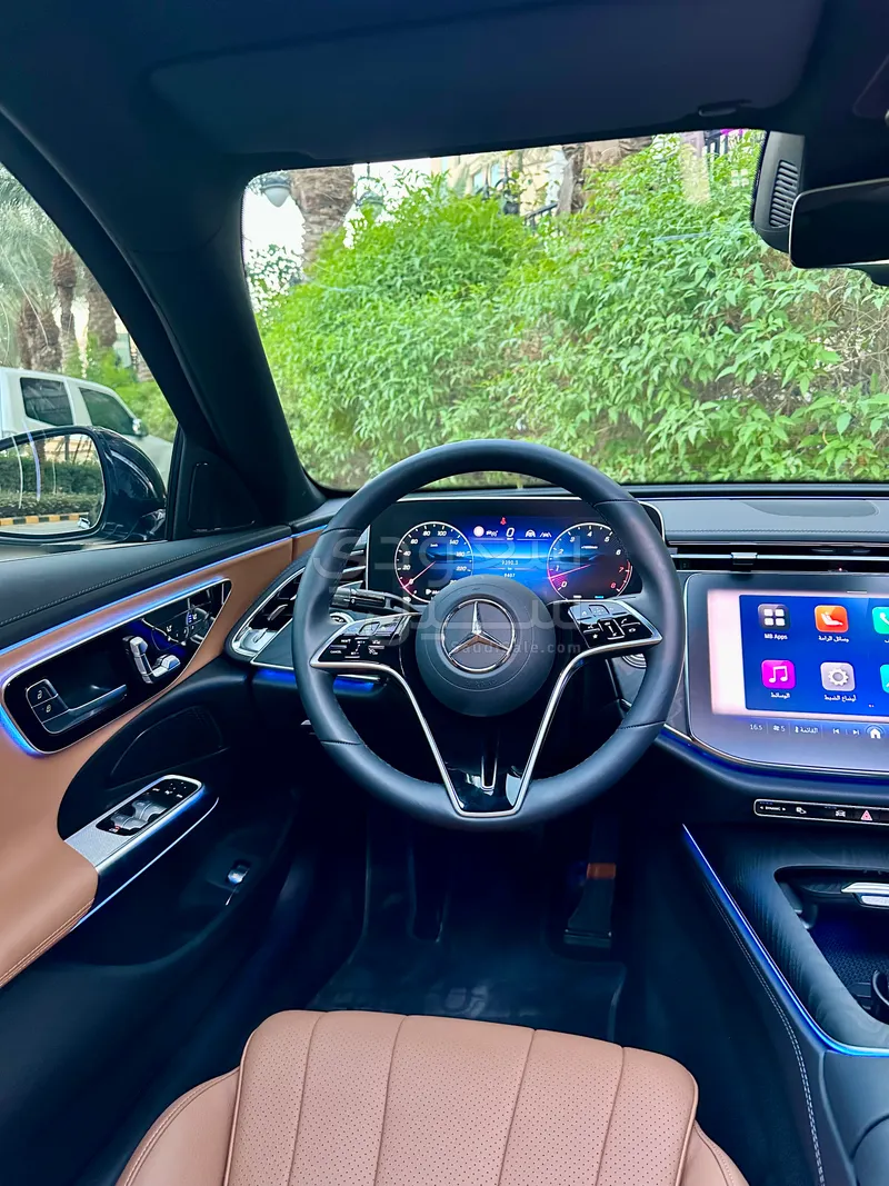 2025 Mercedes-Benz E 200