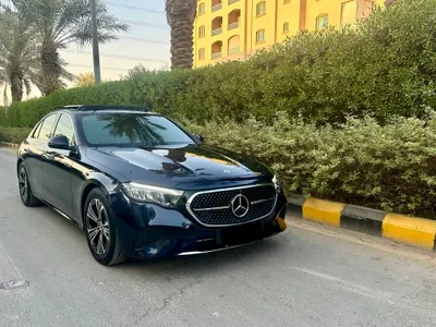 2025 Mercedes-Benz E 200