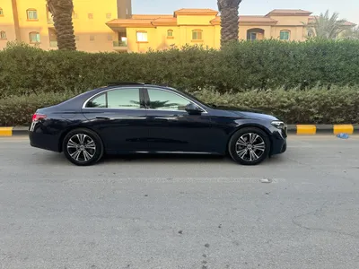 2025 Mercedes-Benz E 200