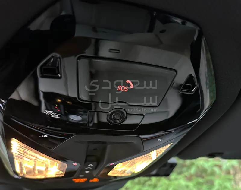 2024 BMW 5 Series 520i