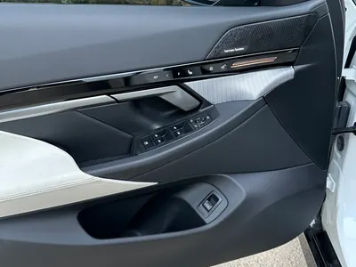 2024 BMW 5 Series 520i