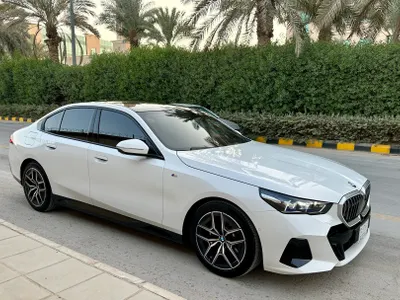 2024 BMW 5 Series 520i