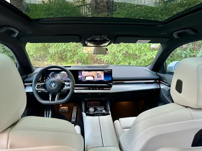 2024 BMW 5 Series 520i