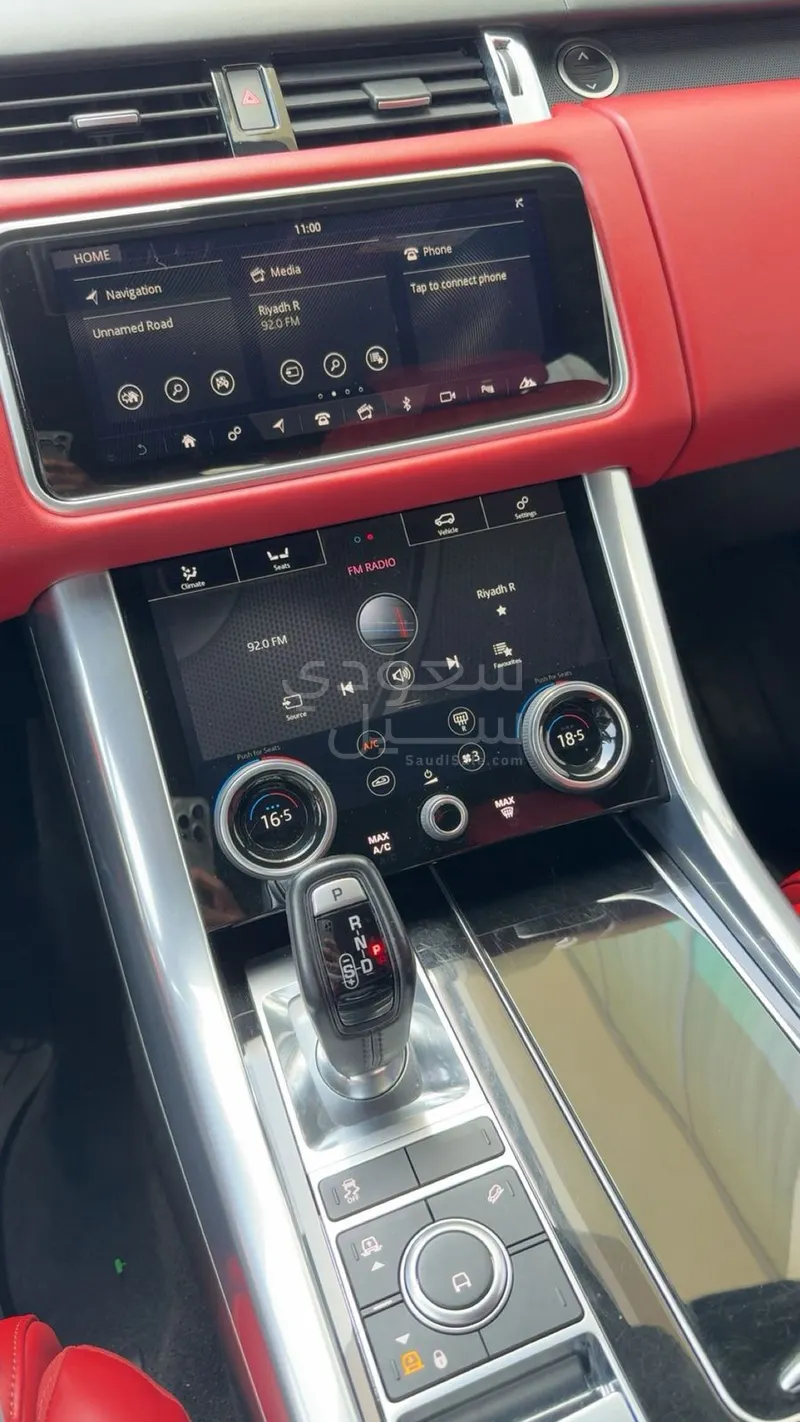 2022 لاند روفر رينج روفر سبورت اوتوبيوجرافي