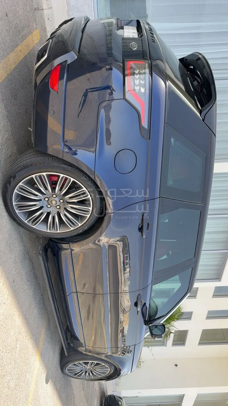 2022 لاند روفر رينج روفر سبورت اوتوبيوجرافي