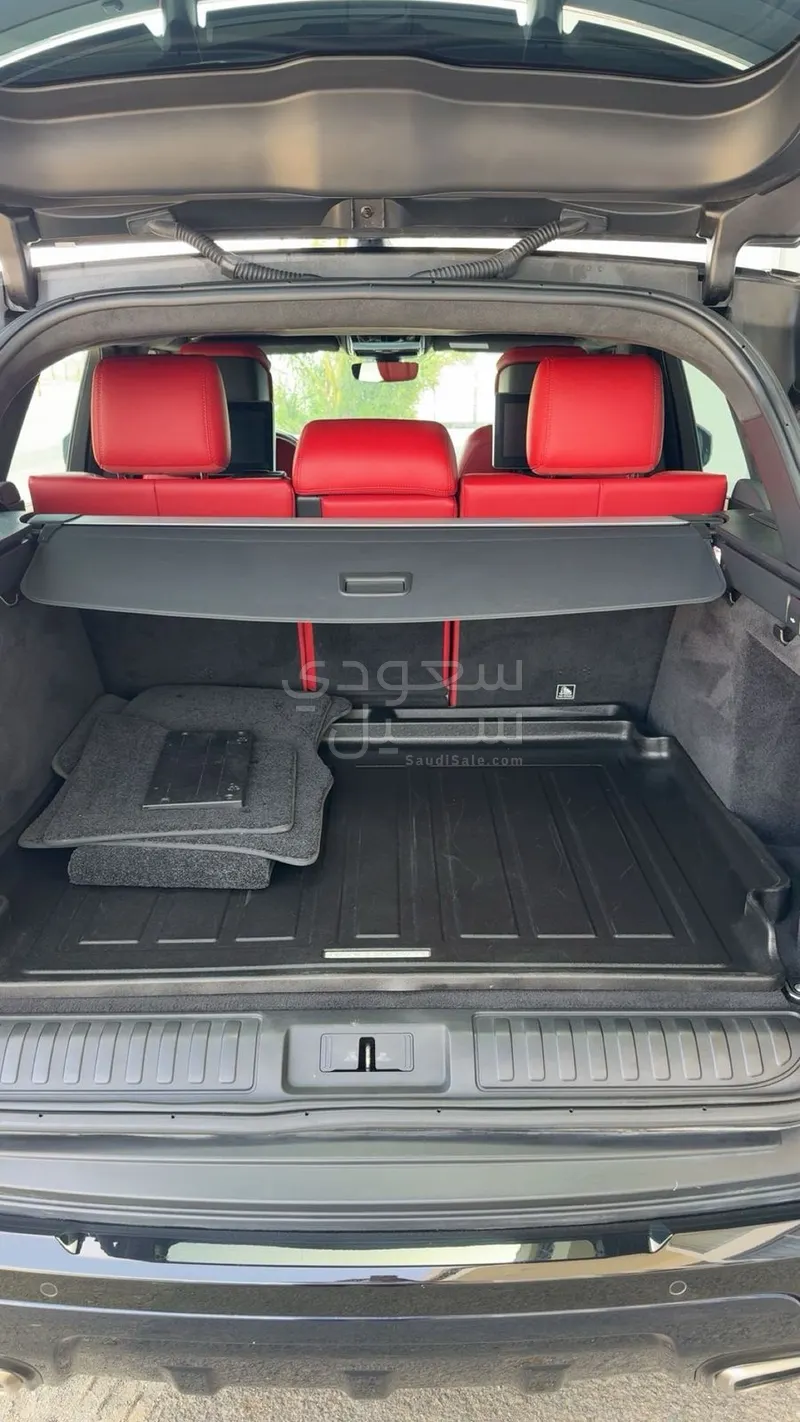 2022 لاند روفر رينج روفر سبورت اوتوبيوجرافي