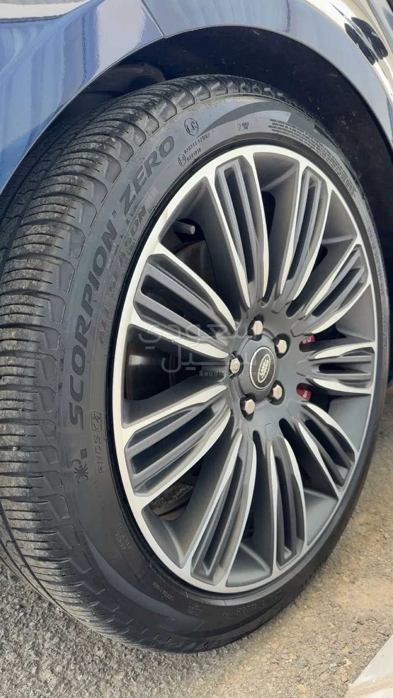 2022 لاند روفر رينج روفر سبورت اوتوبيوجرافي