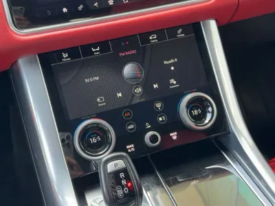 2022 لاند روفر رينج روفر سبورت اوتوبيوجرافي