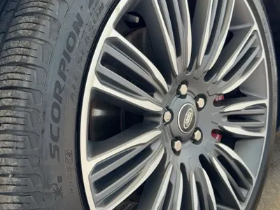 2022 لاند روفر رينج روفر سبورت اوتوبيوجرافي