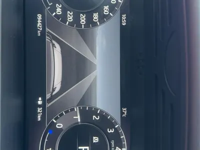 2022 لاند روفر رينج روفر سبورت اوتوبيوجرافي