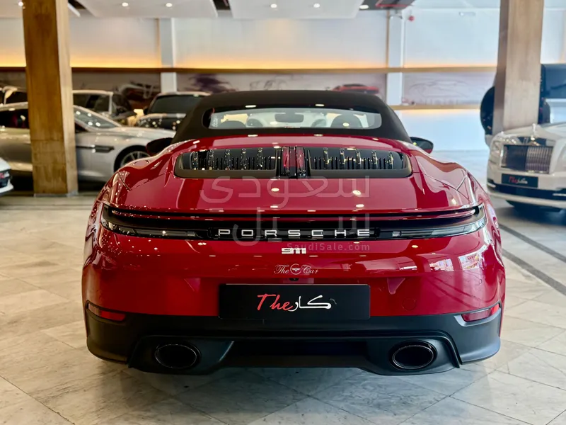 2026 بورش 911 كاريرا