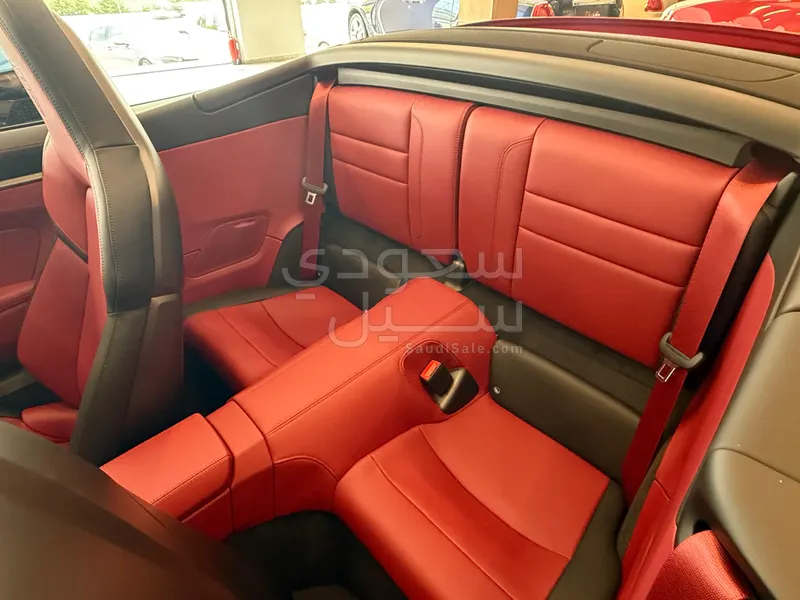 2026 بورش 911 كاريرا