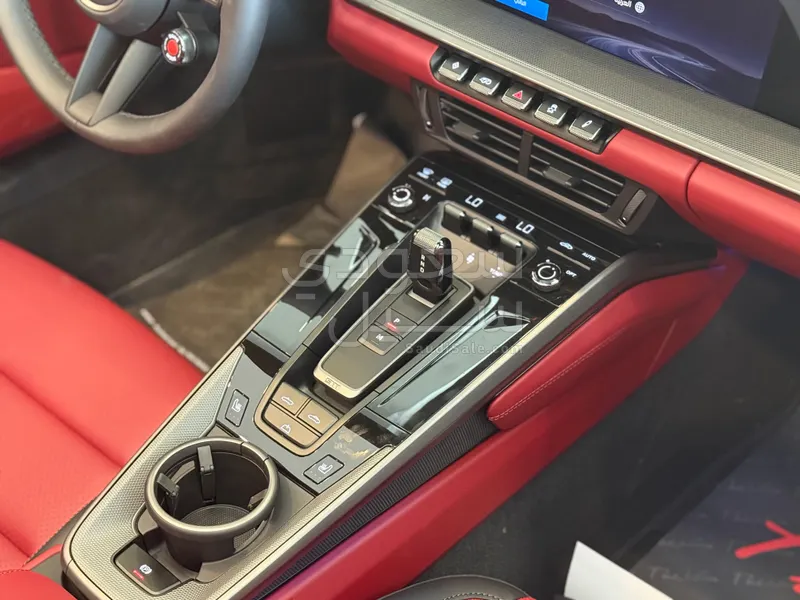 2026 بورش 911 كاريرا