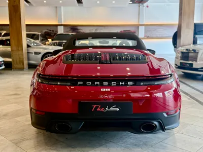 2026 بورش 911 كاريرا