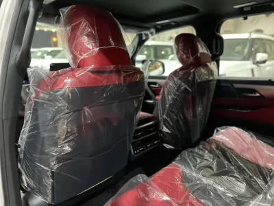 2025 لكزس إل إكس 600 إف