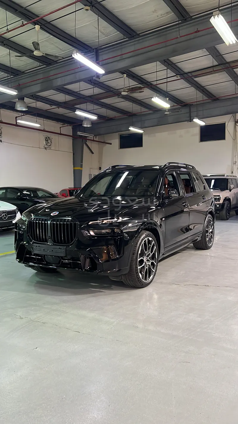 2023 بي ام دبليو الفئة اكس 7 إم كت