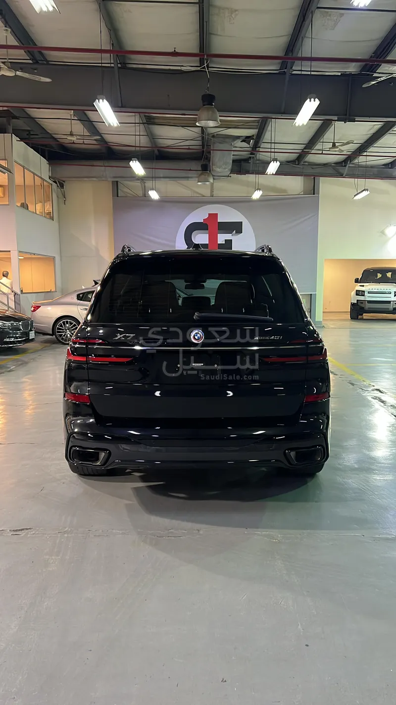 2023 بي ام دبليو الفئة اكس 7 إم كت