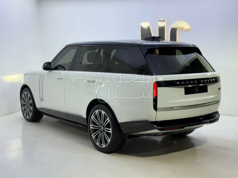 2022 لاند روفر رينج روفر اوتوبيوغرافي