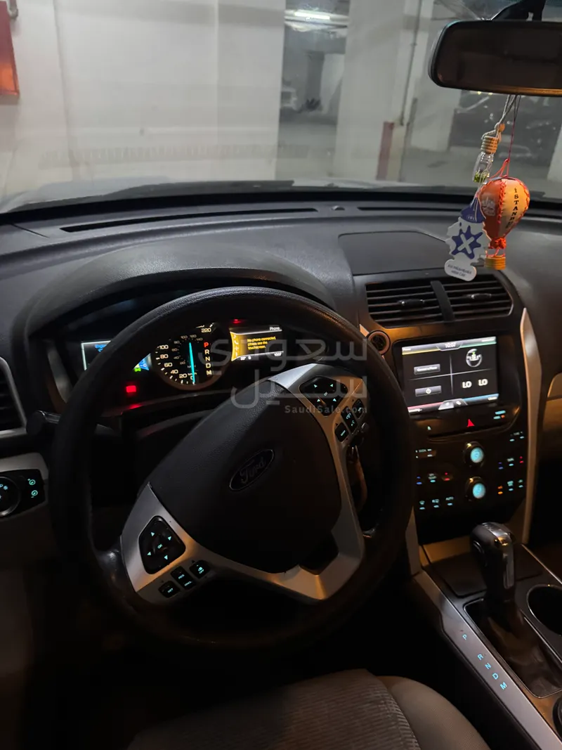 2013 فورد اكسبلورر اكس ال تي