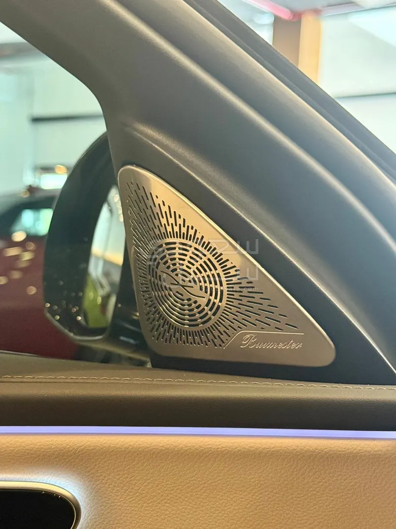 2024 مرسيدس - بنز إي 200