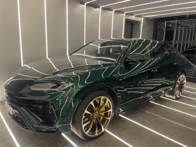 2023 Lamborghini URUS S
