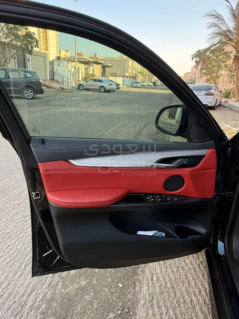 2018 بي ام دبليو الفئة اكس 6 إم كت