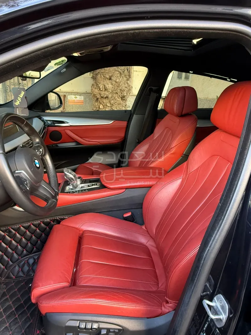 2018 بي ام دبليو الفئة اكس 6 إم كت