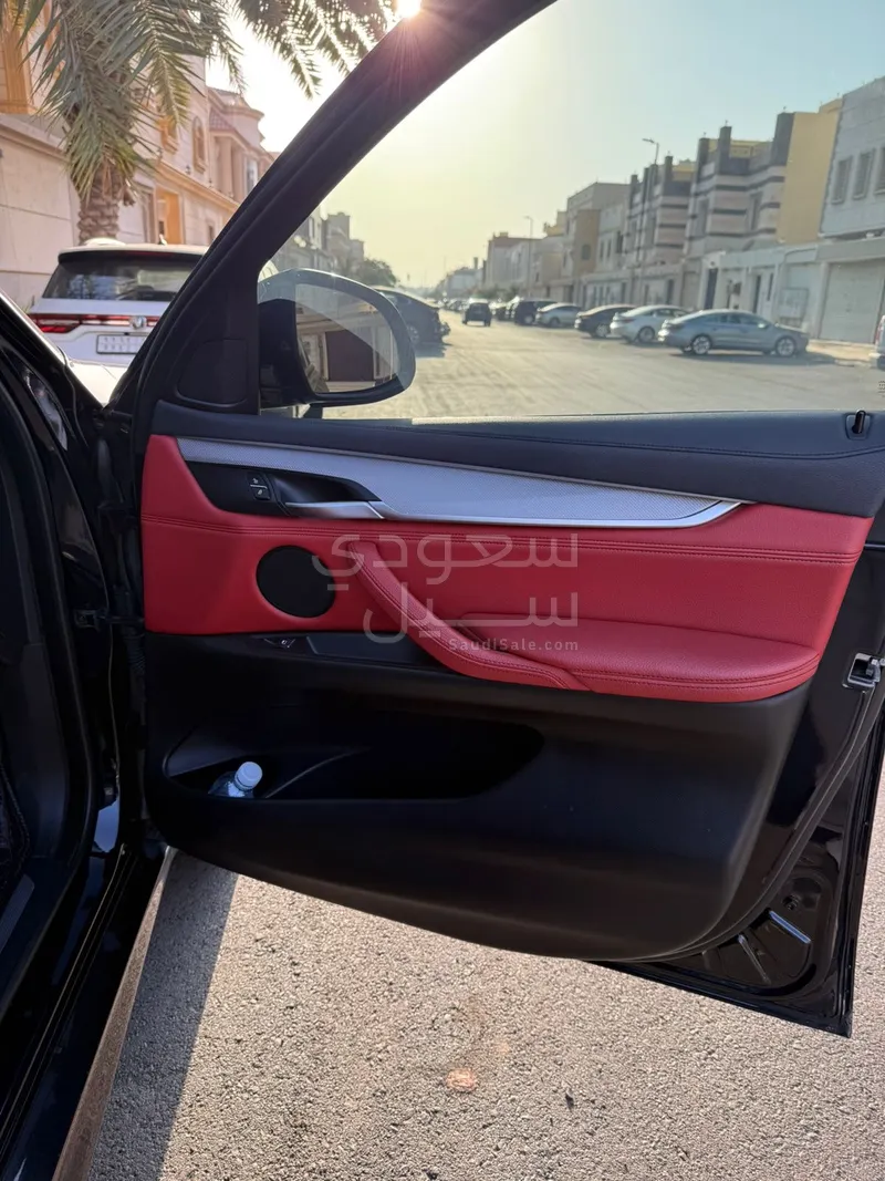 2018 بي ام دبليو الفئة اكس 6 إم كت