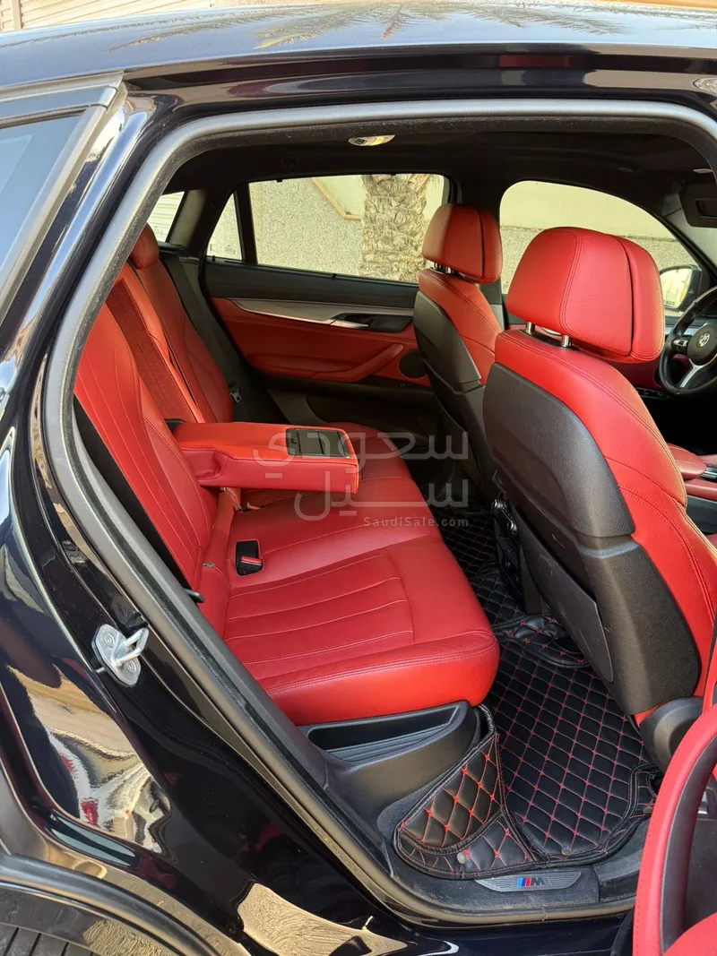 2018 بي ام دبليو الفئة اكس 6 إم كت