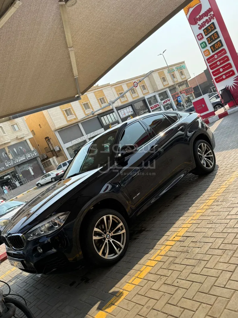 2018 بي ام دبليو الفئة اكس 6 إم كت