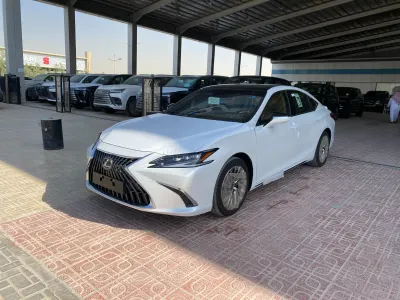 2025 Lexus ES 350 DD