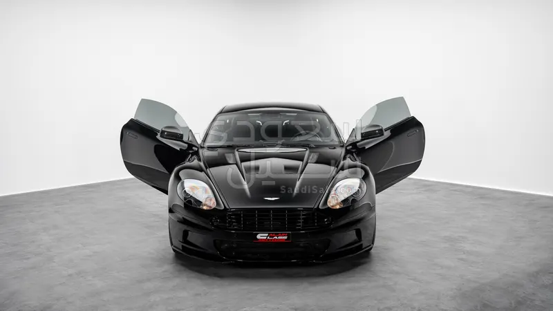 2013 استون مارتن دي بي  اس