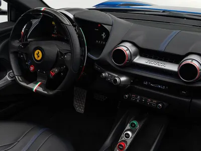 2021 فيراري 812 جي تي اس