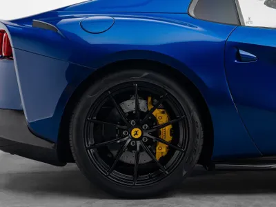 2021 فيراري 812 جي تي اس