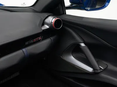 2021 فيراري 812 جي تي اس