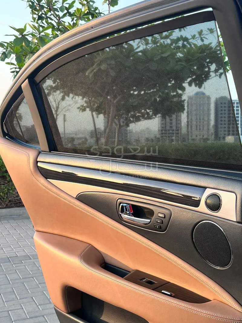 2014 لكزس إل إس 460 إل