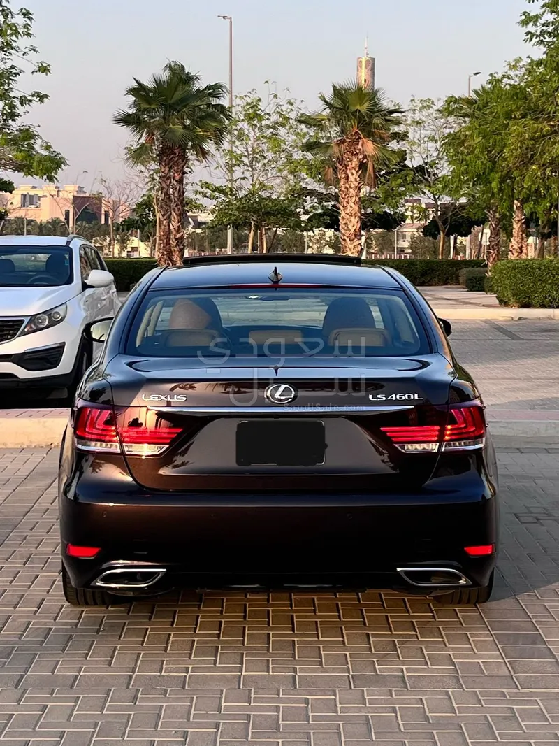 2014 لكزس إل إس 460 إل