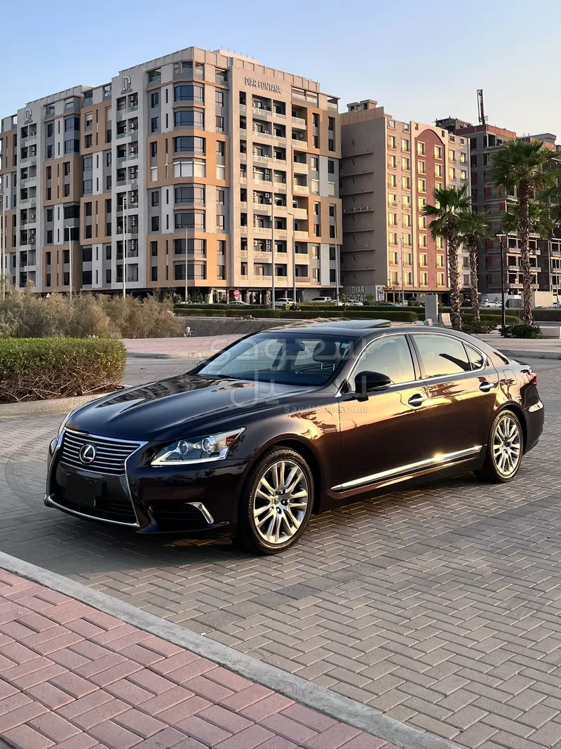 2014 لكزس إل إس 460 إل