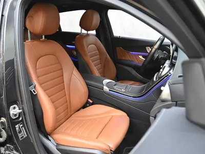 2023 مرسيدس - بنز جي إل سي 300