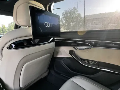 2022 اودي اي 8 50 تي إي اف اي