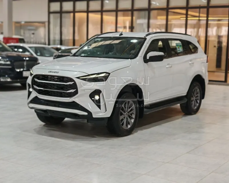 2025 Isuzu MU-X