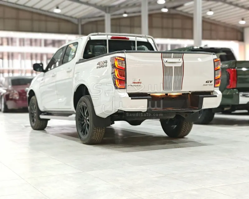 2025 Isuzu D-MAX GT
