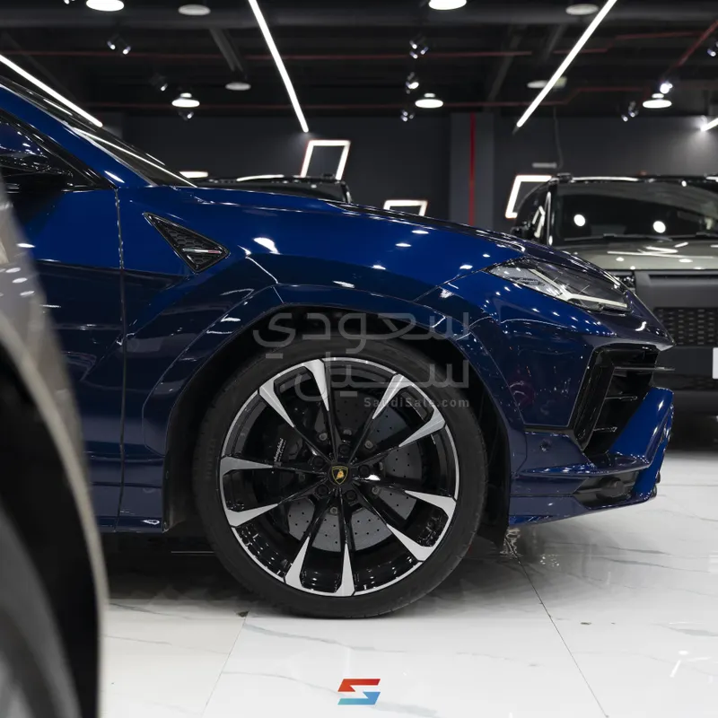 2024 لمبرجيني اوروس اس