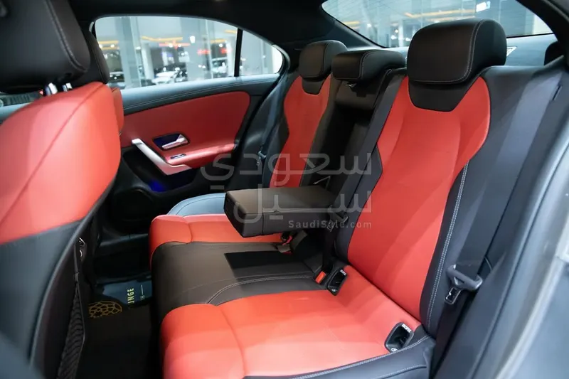 2023 مرسيدس - بنز أي 200