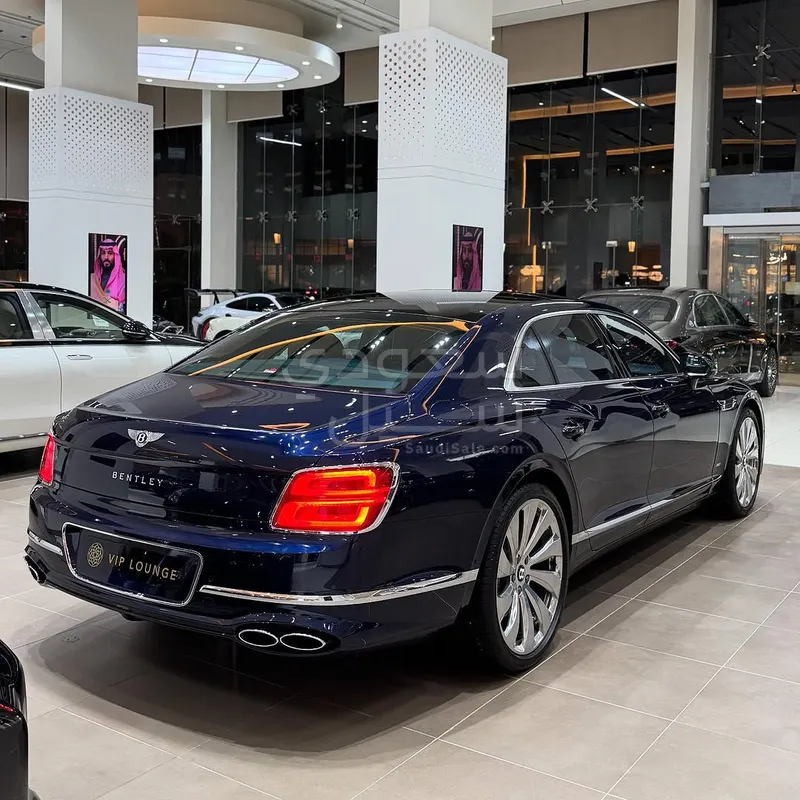 2022 Bentley Continental Flying Spur