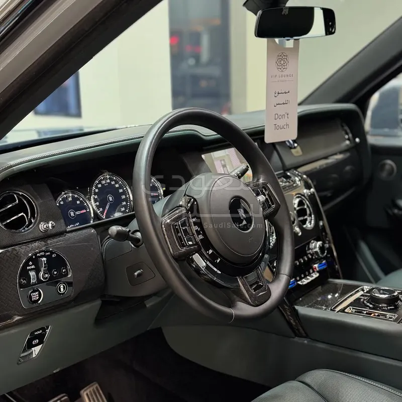 2022 Rolls-Royce Cullinan Black Badge