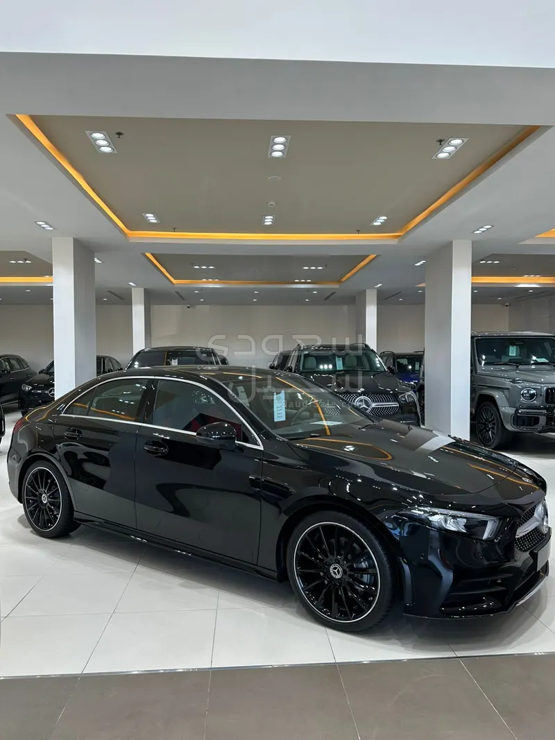 2023 مرسيدس - بنز أي 200