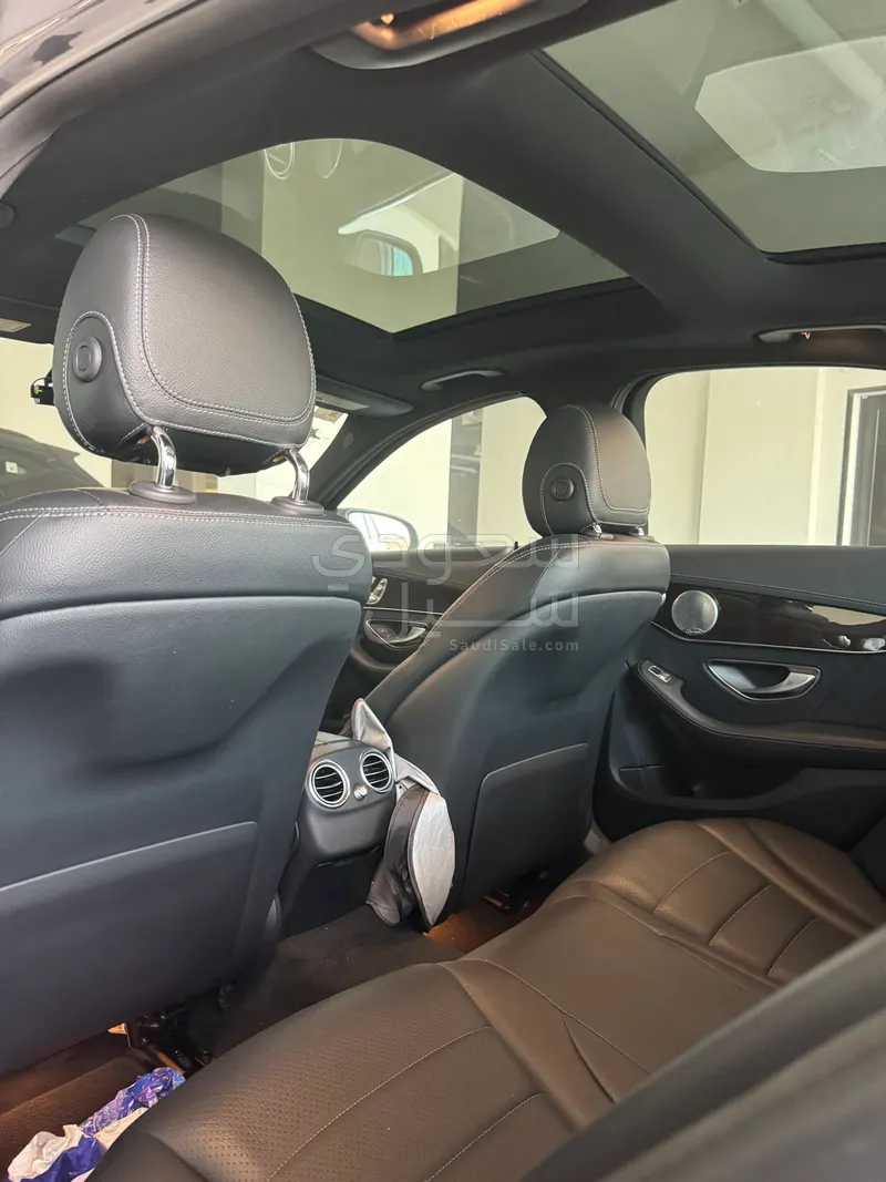 2015 مرسيدس - بنز سي 300 أي إم جي