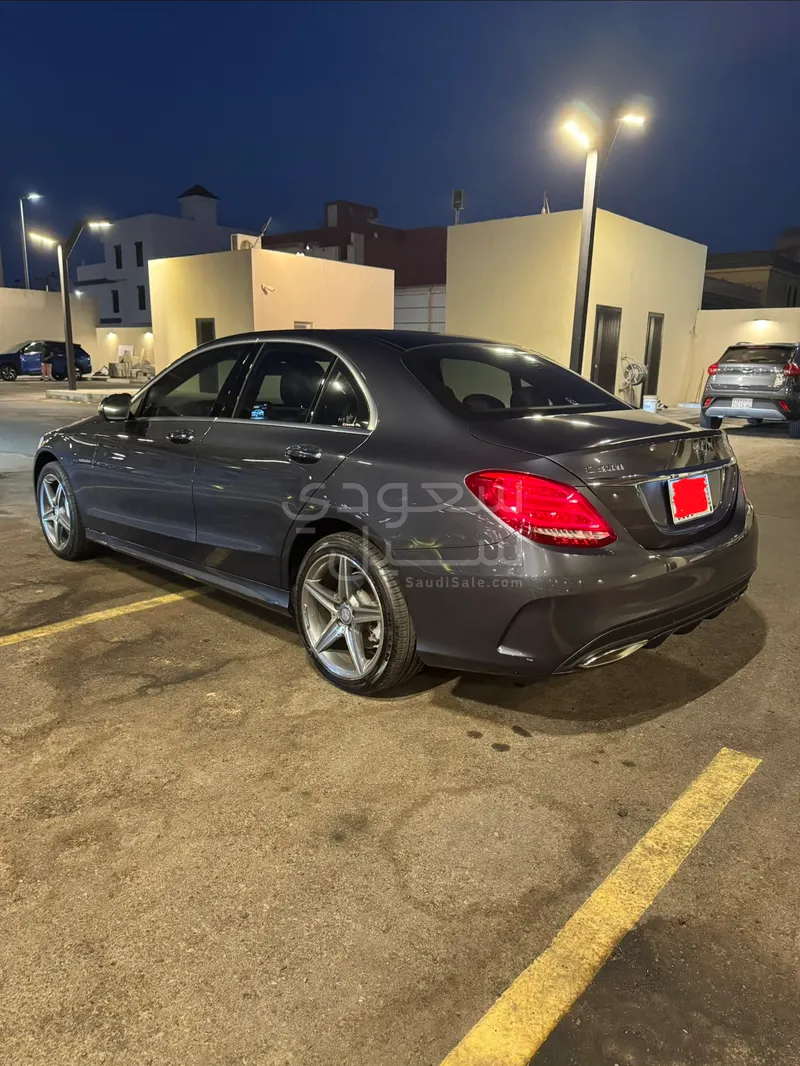 2015 مرسيدس - بنز سي 300 أي إم جي