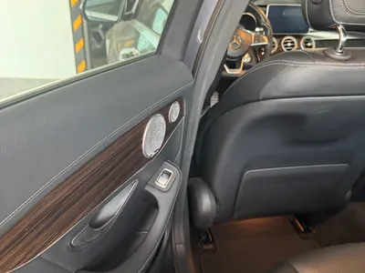 2015 مرسيدس - بنز سي 300 أي إم جي